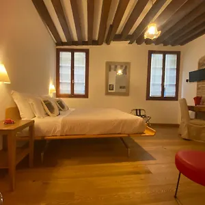 bb-residenza-corte-antica.hotelinveneto.com/